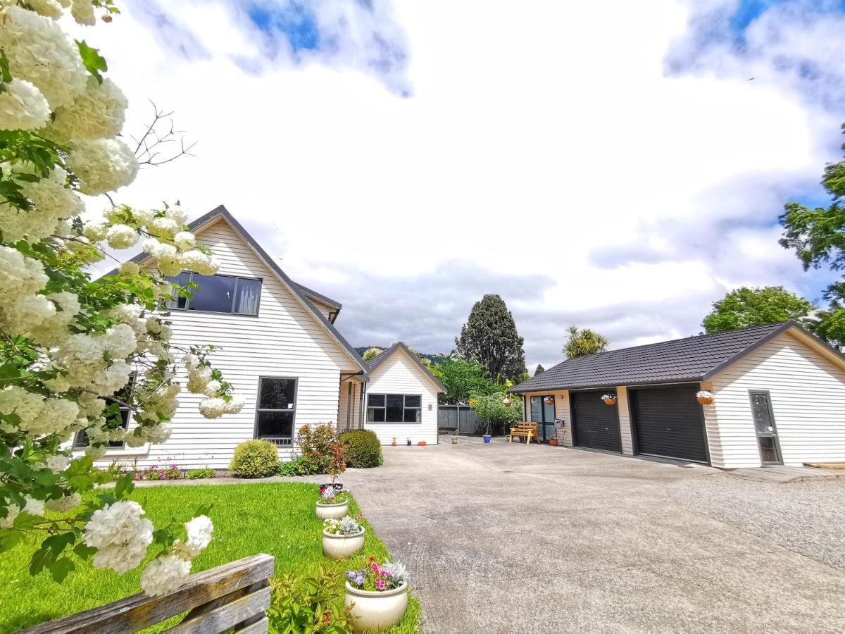 Atarau Grove Holiday House Paraparaumu Exterior foto